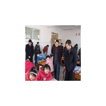 濟(jì)寧市關(guān)工委副主任周光珍來(lái)汶上實(shí)驗(yàn)小學(xué)進(jìn)行專題調(diào)研